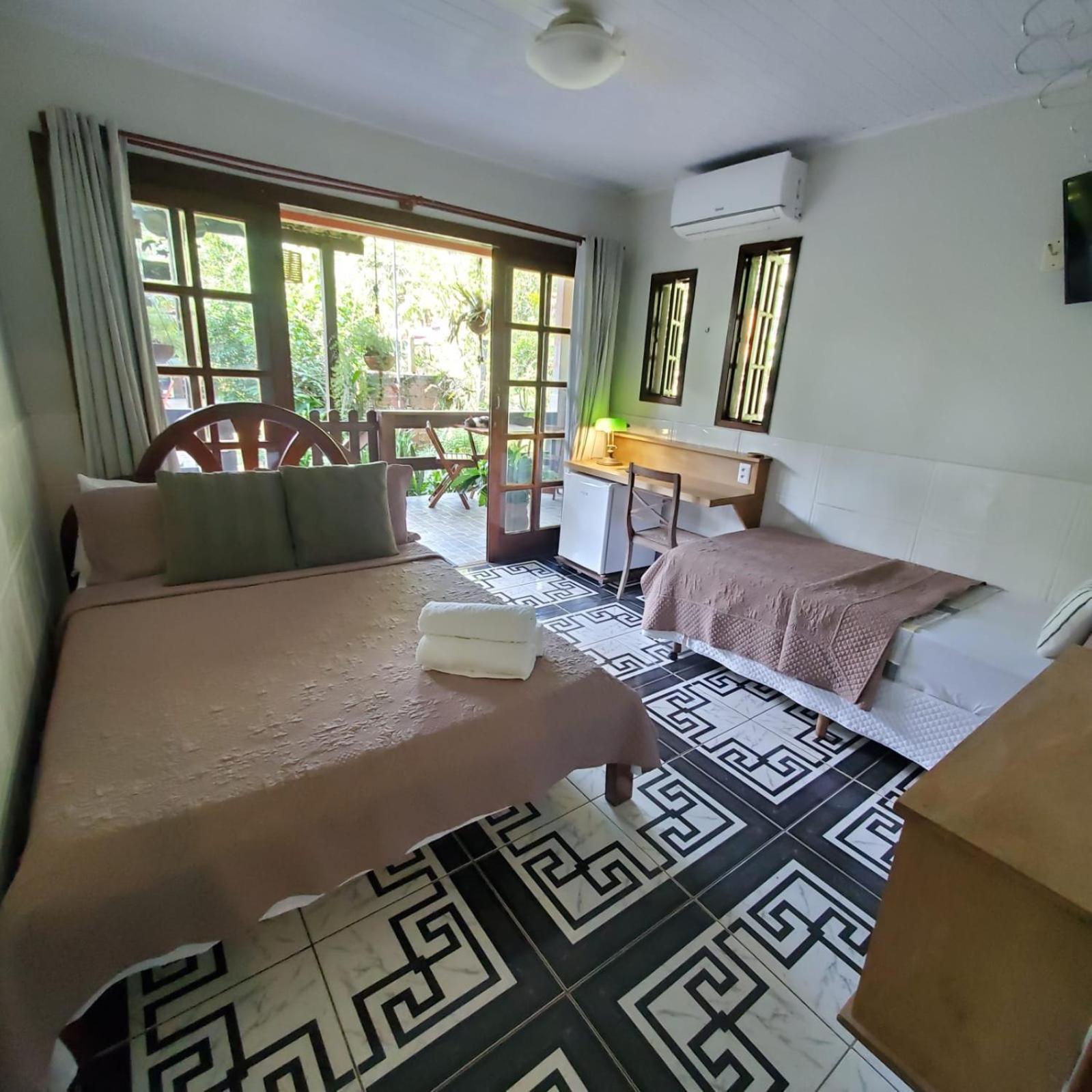 Casa Arariba - Ilha Grande - Abraão Esterno foto